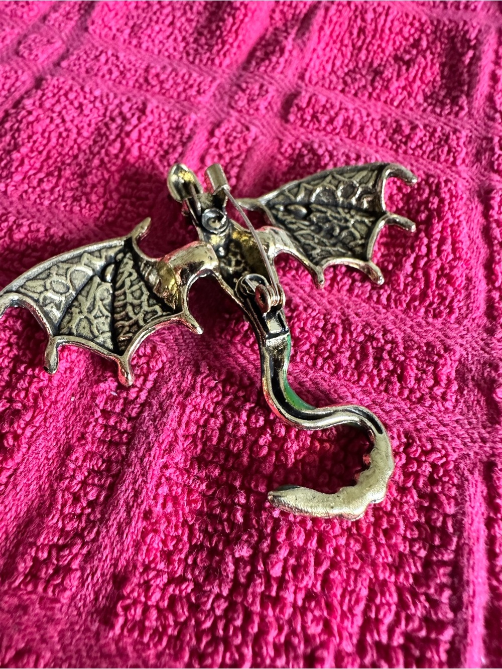 Green Dragon Enamel and Rhinestone Dragon Brooch in Green and Gold - Picture 3 of 3